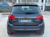Usata Kia Venga 90 CV (66 kW) 2018 Grigio Utilitaria