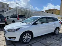 Usata Ford Focus Titanium 120 CV (88 kW) 2018 Grigio Station wagon