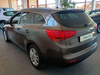 Usata Kia Ceed Sportswagon 128 CV (94 kW) 2015 Sand track Station wagon