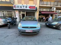 Usata Ford Fiesta 75 CV (55 kW) 2005 Grigio Utilitaria