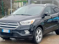 Usata Ford Kuga Vignale 150 CV (110 kW) 2017 Nero SUV