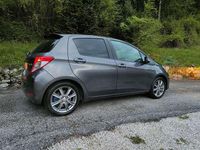 Usata Toyota Yaris Lounge 99 CV (72 kW) 2014 Utilitaria