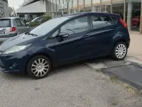 Usata Ford Fiesta 92 CV (67 kW) 2010 Nero Berlina