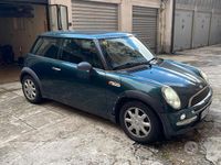 Usata Mini Cooper 90 CV (66 kW) 2002 Verde Utilitaria