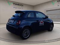 Usata Fiat 500e Icon 86 kW (118 CV) 2022 Ocean green Berlina