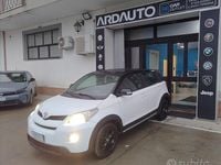 Usata Toyota Urban Cruiser 90 CV (66 kW) 2010 Bianco Utilitaria