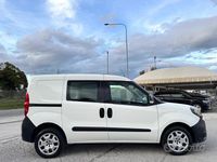 Usado Fiat Doblò 120 HP (88 kW) 2021 Branco Monovolume