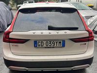Usata Volvo V90 CC Business Edition 190 CV (139 kW) 2021 Bianco Station wagon