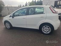 Usata Fiat Punto Evo Dynamic 77 CV (56 kW) 2012 Bianco Utilitaria
