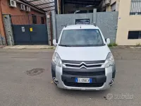 Usata Citroën Berlingo XTR 111 CV (81 kW) 2011 Bianco Monovolume