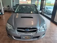 Usata Subaru Outback 150 CV (110 kW) 2008 Grigio Station wagon