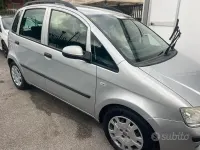 Usata Fiat Idea Dynamic 95 CV (69 kW) 2011 Grigio Monovolume