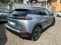 Usata Peugeot 2008 Allure 131 CV (96 kW) 2022 Grigio SUV