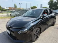 Usata Lancia Ypsilon 101 CV (74 kW) 2025 Nero Utilitaria