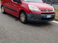 Usata Citroën Berlingo 90 CV (66 kW) 2015 Rosso Monovolume