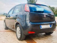 Usata Fiat Grande Punto 75 CV (55 kW) 2011 Grigio Utilitaria
