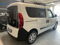 Usata Fiat Doblò S 95 CV (69 kW) 2019 Bianco Monovolume