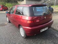 Usata Alfa Romeo 145 90 CV (66 kW) 1995 Rosso Utilitaria