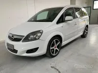 Usata Opel Zafira Tourer Cosmo 150 CV (110 kW) 2012 Bianco Monovolume