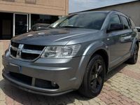 Usata Dodge Journey 140 CV (102 kW) 2010 Grigio SUV