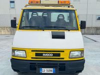 Usata Iveco Daily 72 CV (52 kW) 2018 Giallo