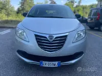 Usata Lancia Ypsilon 69 CV (50 kW) 2013 Grigio Utilitaria