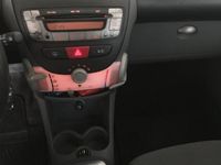 Usata Peugeot 107 68 CV (50 kW) 2007 Blu Utilitaria
