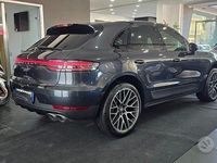Usata Porsche Macan 354 CV (260 kW) 2021 Grigio scuro SUV