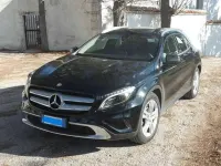Usata Mercedes GLA180 122 CV (89 kW) 2017 Nero SUV
