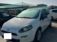 Usata Fiat Punto Lounge 69 CV (50 kW) 2014 Bianco Utilitaria