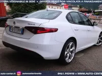 Usata Alfa Romeo Giulia Business 160 CV (117 kW) 2019 Bianco Berlina