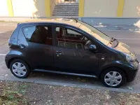 Usata Toyota Aygo Sol 68 CV (50 kW) 2010 Grigio Utilitaria