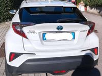 Usata Toyota C-HR Lounge 98 CV (72 kW) 2018 Bianco SUV