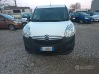 Usata Opel Combo 95 CV (69 kW) 2017 Bianco Monovolume