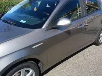 Usata Alfa Romeo Giulietta 120 CV (88 kW) 2012 Grigio Utilitaria