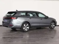 Usata VW Passat Business 150 CV (110 kW) 2024 Diabase grey Station wagon