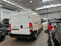 Begagnad Peugeot Boxer 140 HK (102 kW) 2020 Vit Van
