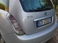 Usata Lancia Ypsilon 75 CV (55 kW) 2010 Argento Utilitaria