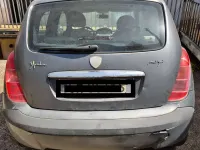 Usata Lancia Ypsilon 69 CV (50 kW) 2004 Argento Utilitaria