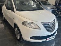 Usata Lancia Ypsilon 74 CV (54 kW) 2012 Bianco Utilitaria
