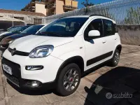 Usata Fiat Panda 4x4 75 CV (55 kW) 2013 Bianco Utilitaria