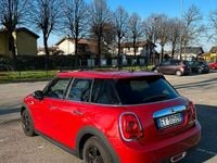 Usata Mini ONE 102 CV (75 kW) 2015 Rosso Utilitaria