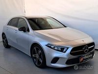 Usata Mercedes A180 116 CV (85 kW) 2022 Grigio metallizzato Berlina