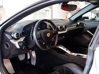 Usata Ferrari F12 741 CV (545 kW) 2016 Argento nurburgring fer. 101/c Coupé