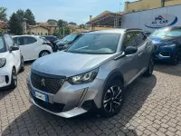Usata Peugeot 2008 Allure 131 CV (96 kW) 2022 Grigio SUV