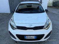 Occasion Kia Rio 75 PK (55 kW) 2012 Grijs Sedan