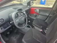 Usata Toyota Aygo Sol 68 CV (50 kW) 2009 Rosso Utilitaria
