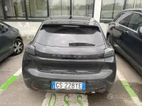 Usata Peugeot 208 GT 101 CV (74 kW) 2024 Grigio Utilitaria