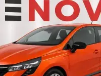 Usata Renault Clio Zen 140 CV (102 kW) 2022 Bianco Utilitaria