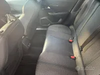 Usata Peugeot e-2008 GT-line 56 kW (77 CV) 2020 Arancione SUV